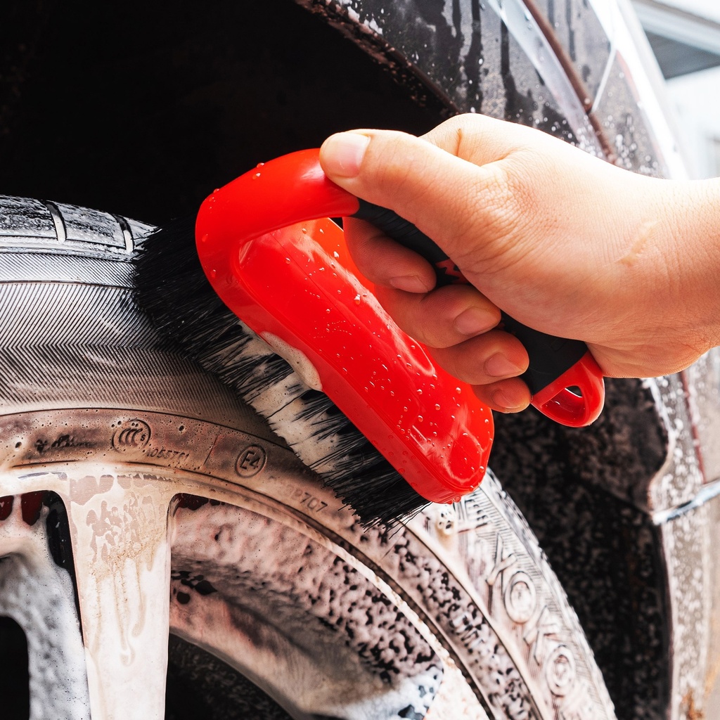MaxShine Pro Tire & Carpet Scrub Brush-Heavy Duty