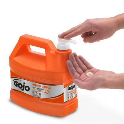 GOJO® Natural Orange Pumice Hand Cleaner 1 Gallon with Dispensing Pump